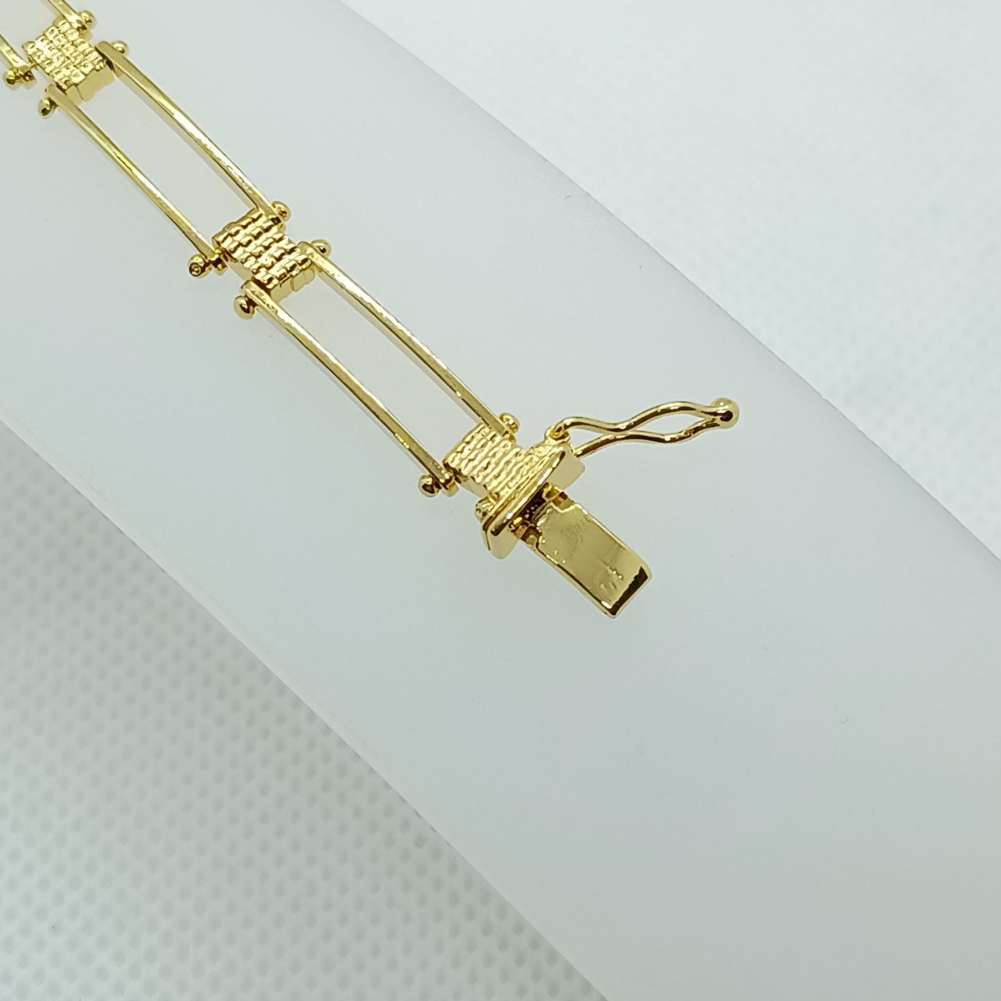 Pulsera Boleada rectángulos en Chapa de Oro 22k