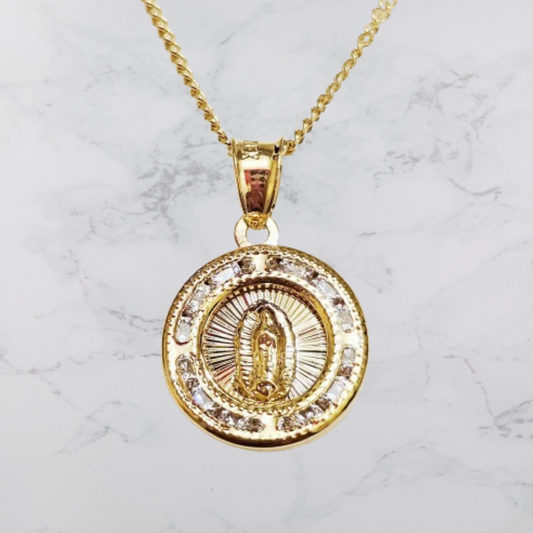 Medalla Virgen de Guadalupe con circonias en chapa de oro de 22kts